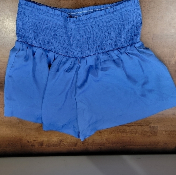 Pants Store High Waist Elastic Band Bright Blue Swing shorts Size Medium - Picture 4 of 8